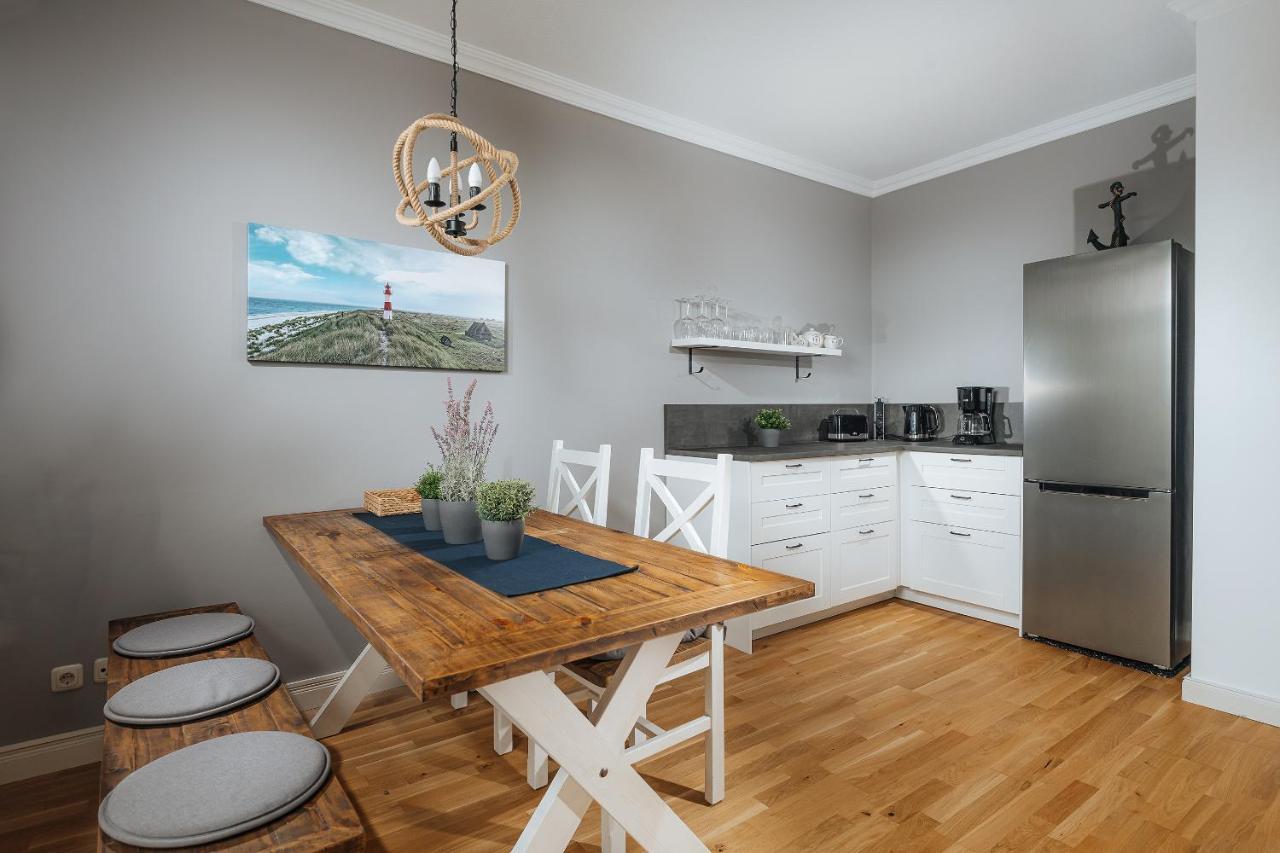 Grosse Koje Mit Terrasse Apartment Rostock Ngoại thất bức ảnh